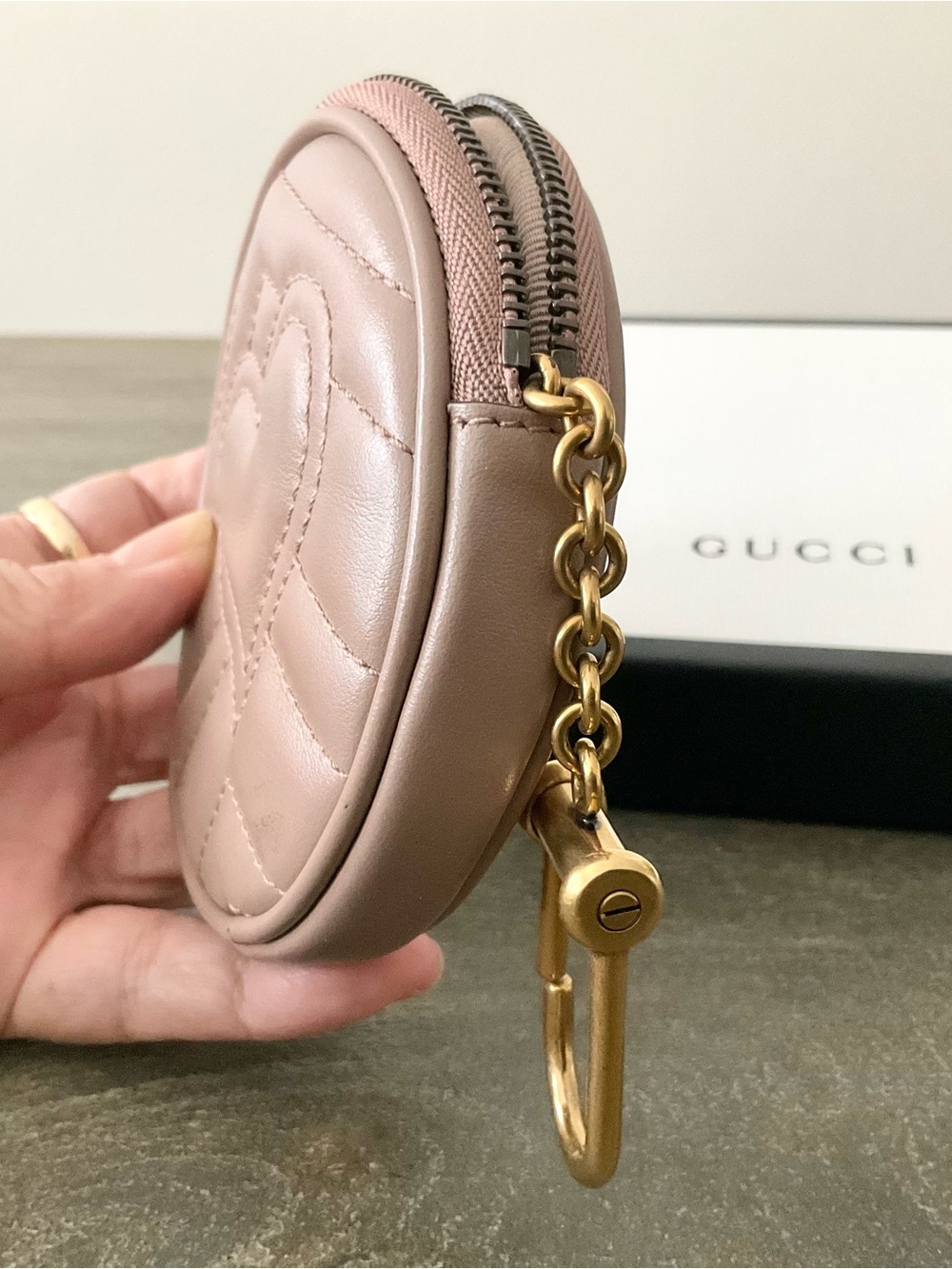 Gucci Key Pouch Quilted Leather Heart on back with Box - Picture 5 of 6